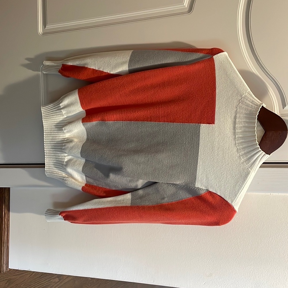 Sweater - Picture 3 of 5